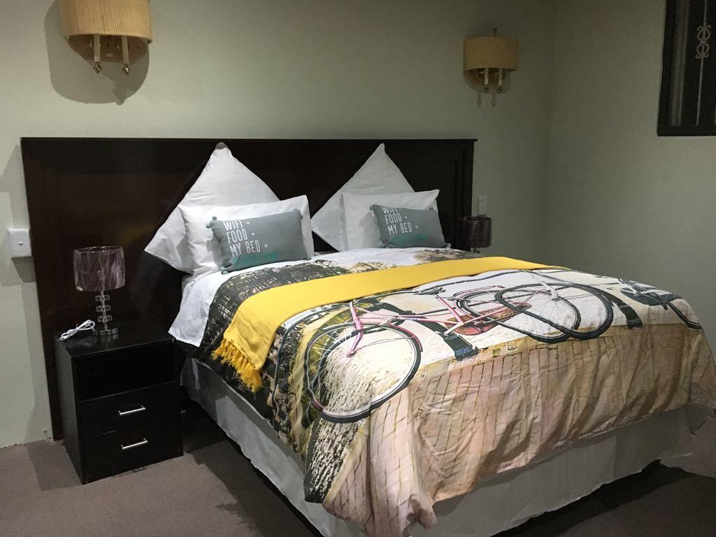 Tassili Lodge Кемптън Парк Екстериор снимка
