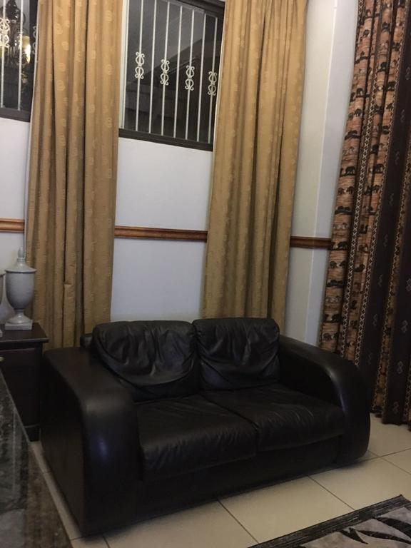 Tassili Lodge Кемптън Парк Екстериор снимка